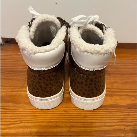 Universal Thread Leopard Hightop Sneakers - Picture 4 of 4
